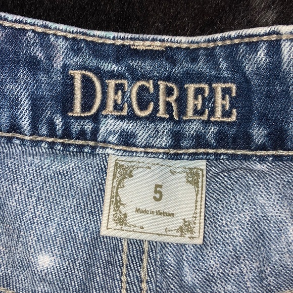 Pink/blue ombré denim shorts - Picture 3 of 4